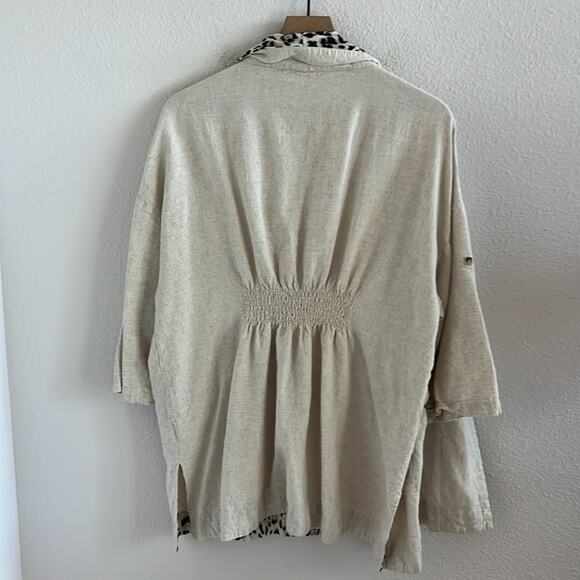 Umgee Cream Linen Leopard Kimono Sweater Top Open Front Roll Sleeve Medium - Picture 2 of 9